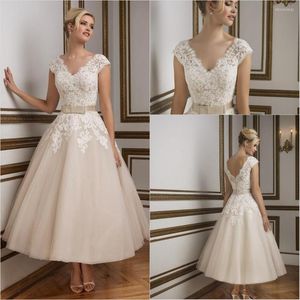 Abito da sposa Abiti a trapezio in pizzo alla caviglia 2022 Principessa in tulle con scollo a V maniche corte con fascia a fiocco Abiti da sposa con cerniera gonfia