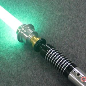LED Light Sticks 110 cm Lichtschwert hochwertiger Sound Skywalker Luke Lichtschwert Sabre Schwert Metall Material Cosplay Spielzeug Geburtstagsgeschenk 221031