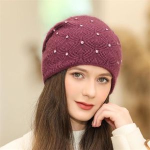 Ball Caps Papa Hüte für Frauen Elegante trendige warme klobige weiche Stretch Zopfmuster Wintermütze mit Perlen Perlen Kuh Print Baseball Cap