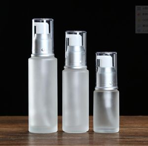 20ml 30ml 50ml de garrafa de vidro fosco de vidro Garrafas de lotes de embalagem de cosméticos Pressione Bomba SN2961