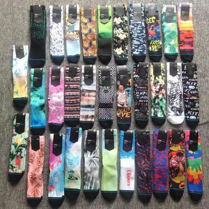Herrstrumpor män sport kvinnor skateboard sock d tryck nyhet design hip hop höst vinter lång knä hög strumpa
