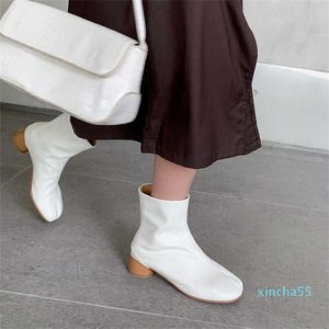 Fashion Medium Thick Heel Split Toe Boots Winter Sheepskin Mid tube Horseshoe Short Boots Chelsea Women's