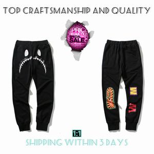 Top Craftsmanship Mens Pants calças calças masculinas e femininas calças de tubarão macacos calças de moletom Sports joggers cargo tech Luminous camuflagem Starry spot 3XL daks KZ1-19