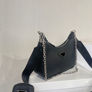 Sell 3 high quality women's luxury handbags famous brand tramp Lady crossbody bag aisle handbags fashionable and versatile294n