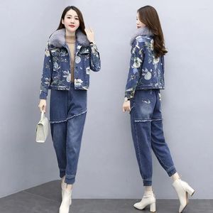 Zweiteilige Hosen für Damen, Schwerindustrie-Druck, Jeans-Sets, modische Retro-Jeansjacke, kurze elastische Taille, breites Bein, Damen 2022 Frühling