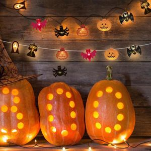 Str￤ngar 2m 10led Halloween Party LED -ljusstr￤ng skelett Bat Pumpkin Horror Ghost Spider Happy Decor