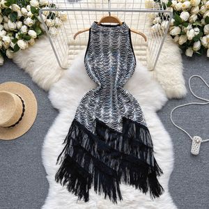 Temperament Goddess Style Vintage Sequins Tassel Sleeveless Dress New Slim Wrap Hip Dress