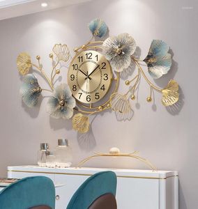 Wall Clocks Creative Luxury Clock For Living Room Dining Sofa Background Home Decoration Gold Iron Hanging Type Large