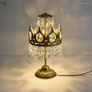 Lampy stołowe Nordic retro vintage klasyczna mosiężna lampa kryształowa po nowoczesne tradycyjne lampy dekoracyjne LED sypialnia el hall