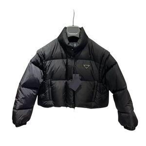 Kısa Aşağı Şişme Ceket Parkas Kabarcık Mont Kadın Kışlık Ceket Desigtner Hoodie Kapşonlu Moda Uzun Kollu Cep Fermuarlı Pamuklu Rüzgarlık Dış Giyim 20ss