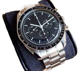 Wristwatches EJ1H 2023Other es 2023 Men Mens Luxurys Sports Automatic ment Mechanical Oroiogio Jam bond Speedys Montre de luxe Leather Skyfall Q240529