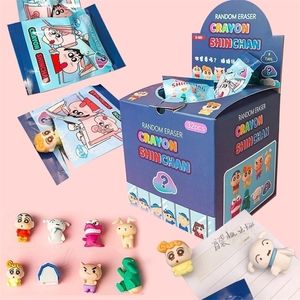 Actie speelgoedcijfers 32set Crayon Shinchan Blind Box Eraser Kawaii Verwijderbare en geassembleerde Kid Doll Student Stationery Childrens Birthday 221101
