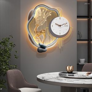 Zegarki ścienne cichy luksusowy zegarek kuchenny LED Modern Art Gold Metal Clock salon zabawa stylowe Saat Home Decoration Element