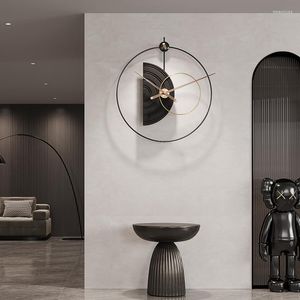 Orologi da parete Nordic moderno orologio soggiorno nero design nero in metallo silenzio camera da letto elegante camera da letto minimalista decorazione per la casa