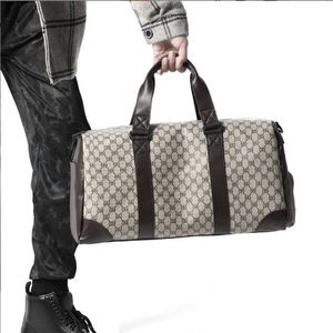 Design de moda sacos de luxo das mulheres dos homens grande capacidade viagem duffle saco portátil zíper organizador bagagem sac de voyage meninas meninos mochilas