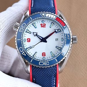 Klasyczne męskie zegarki Automatyczny ruch mechaniczny 43,5 mm ceramiczny obudowa oceaniczna zegarek na rękę stalową żywotność Wodoodporna konstrukcja Business Men Watch Montre de Luxe