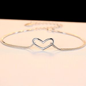 Varum￤rkesdesign Romantiskt hj￤rta S925 Silverarmband Kvinnor Syckel Europeiska temperament Lady Box Chain Exquisite Armband Accessories Gift