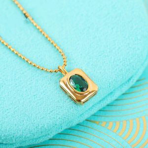 Pendant Necklaces Brand Pure 925 Sterling Silver Jewelry Gold Chain Green Emerald Wedding Diamond Flower 925 Necklace 221101