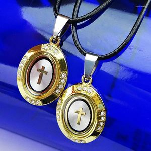 Pingente Colares Religião Amantes 316L Titanium Aço inoxidável Mulheres masculinas Rhinestones Gold Jesus Cross Colar Jóias A880