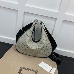 7A Kaliteli Omuz Çantası Hobo Tote Hilal Çantaları Kadın Debriyaj Under Emfil Çanta Çanta Tavaları Crossbody Womens Omuz Çantaları