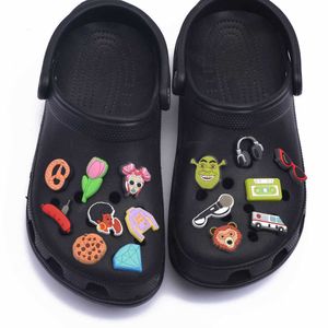 Bahçe Ayakkabı Dekorasyonu PVC Tatlı Gıda Ayakkabı Takımları Yetişkinler için Çocuk Diy Dekorat Toka