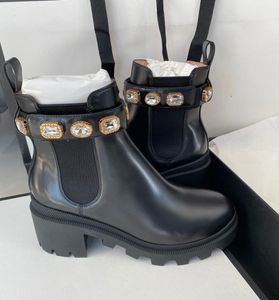 2023 designer boots winter fashion women ankle boots crystal-embellished belt black calf leather boot embroidered bee star chunky combat soles booties eu35-40