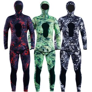 Wetsuits Drysuits 3mm Neoprene Men's Hooded Camouflage Diving Suit Snorkeling Spearfishing 2 Pieces Set Winter Thermal Swimsuit 221102