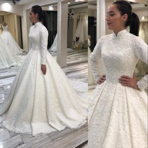 Vestidos de bola vestidos de noiva muçulmana pescoço alto dubai Arábia Full Lace Crystal Contas Pearls Mangas compridas Mangas de festa de noiva Plus Tamanho