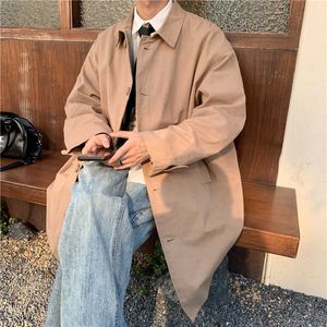 Męskie okopy płaszcze jesienne khaki/czarny płaszcz płaszcza mężczyzn mody mody swobodny płaszcz mężczyźni Koreańska luźna kurtka wiatrówka męska mens mens m2xl t221102