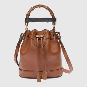 Diana Bamboo Mini Saco de ca￧amba de novo n￳ port￡til Autumn e Winter Luxury Designer One ombro Crossbody Bag