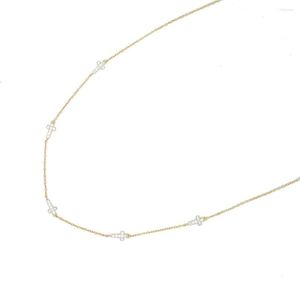 Catene Collana CZ personalizzata minimalista con pendente a croce laterale in argento sterling 925 di alta qualità