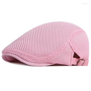 Berretti HT1104 2022 Moda Uomo Donna Berretto Berretti Commercio all'ingrosso Solid Plain Mesh Trucker Estate Traspirante Cappelli da sole per berretto piatto