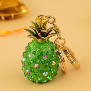 Keychains Colorful Stone Pineapple Car Keychain Men Shining Fruit Key Chain Gold Color Chains Circle Ring Female Fashion Jewelry Gifts