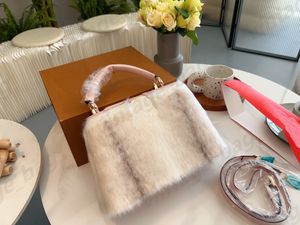 Cross Body Capucines Bb Tote Mags Capcines Mink Sumbag Artycapucines 23SS Зимние женщины Крест на плече плече