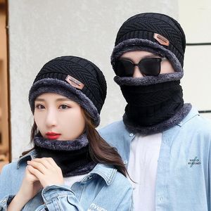 Berets Men's Winter Warm Velvet Hat Scarf Gloves Set For Women Outdoor Riding Knitted Cap Beanies Neck Protection