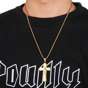 Pendant Necklaces Wholesales 5Pcs/Lot Mens Stainless Steel Cross Necklace Fashion Christian Jewelry Catholic Theme Parton Fathers Days Gift