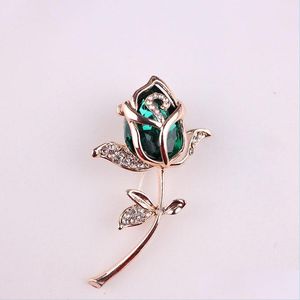 Pins Brooches Wholesale Fashion Crystal Rose Flower Brooch Pin Rhinestone Alloy Gold Brooches Birthday Gift Garment Accessories 367 Dhabh