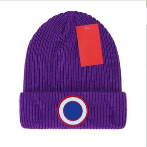 2023 Toppförsäljning män beanie unisex stickad hatt gorros Kanada stickade hattar klassisk sportskalle mössor kvinnor avslappnad utomhus gås beanies f-12