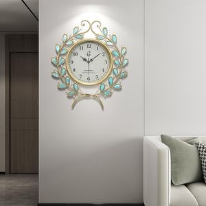 Wall Clocks Creative Simple Clock Metal Living Room Art Luxury Silent Digital American Style Horloge Murale Home Decoration