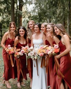 Satin Midi Bridesmaid Dress 2023 Sheath Column Spaghetti Straps Scoop Maxi Evening Cocktail Party Gown Ankle-Length Side Slit Backless Maid of Honor Cinnamon Wine