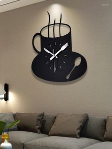 Wanduhren moderne einfache Uhr Wohnzimmer Modekunst Watch Nordic Persönlichkeit Wasserbecher Dekoration Haus