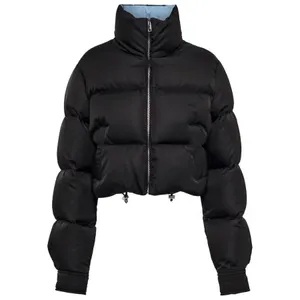 Kadın Aşağı Parkas tasarımcı 22FW Kadın Ceket Kaban Moda Kısa Stil İnce Korse Kalın Kıyafet Rüzgarlık Cep Büyük Boy Bayan Sıcak Palto S-L P8CH