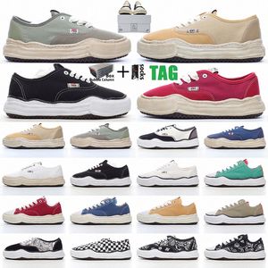 LM Designer dissolving shoes MADNESS Maison Mihara Yasuhiro MMY Shoes OG Canvas Lowcut Sneaker Herrplattform Dam Vit Svart Röd Grå Casual Sneake q1VH#