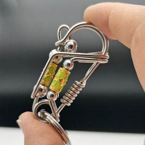 Decorative Figurines Stainless Steel Handicraft Key Ring Pendant Fluorescence Trinket Card Bag Keyring Hanging Buckle Lovers Gift Small
