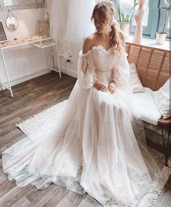 Abito da sposa con spalle scoperte A-Line manica lunga a punta in tulle netto da donna per abito da sposa elegante abito da sposa splendida lunghezza del pavimento