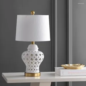 Table Lamps Creative American White Hollow Ceramic Lamp El Guest Room Bedroom Bedside Bed Decor CL100806