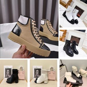 Designer Women Martin Boots Winter Snow Platform Boot Leather Sheepskin Combat Booties