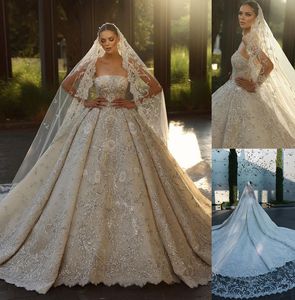 Chic Luxury Perline Abito da sposa Applicazioni in pizzo Fiori 3D Abiti da sposa senza spalline Abito da sposa senza maniche