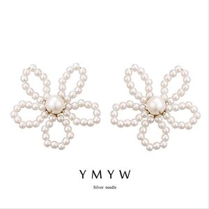スタッドスタッドYmyw甘いロマンチックな模倣真珠手作りの花の植物イヤリング女性のための韓国人女の子かわいいブリンコス2021ジュエリードロップdel dhec7