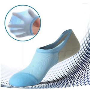 Erkek Çoraplar Urgot 5 Çift/Lot Tekne Erkekler Yaz Nefes Alabilir Mesh Anti-Falling Silikon Japon Slip Olmayan Görünmez Moda Sox